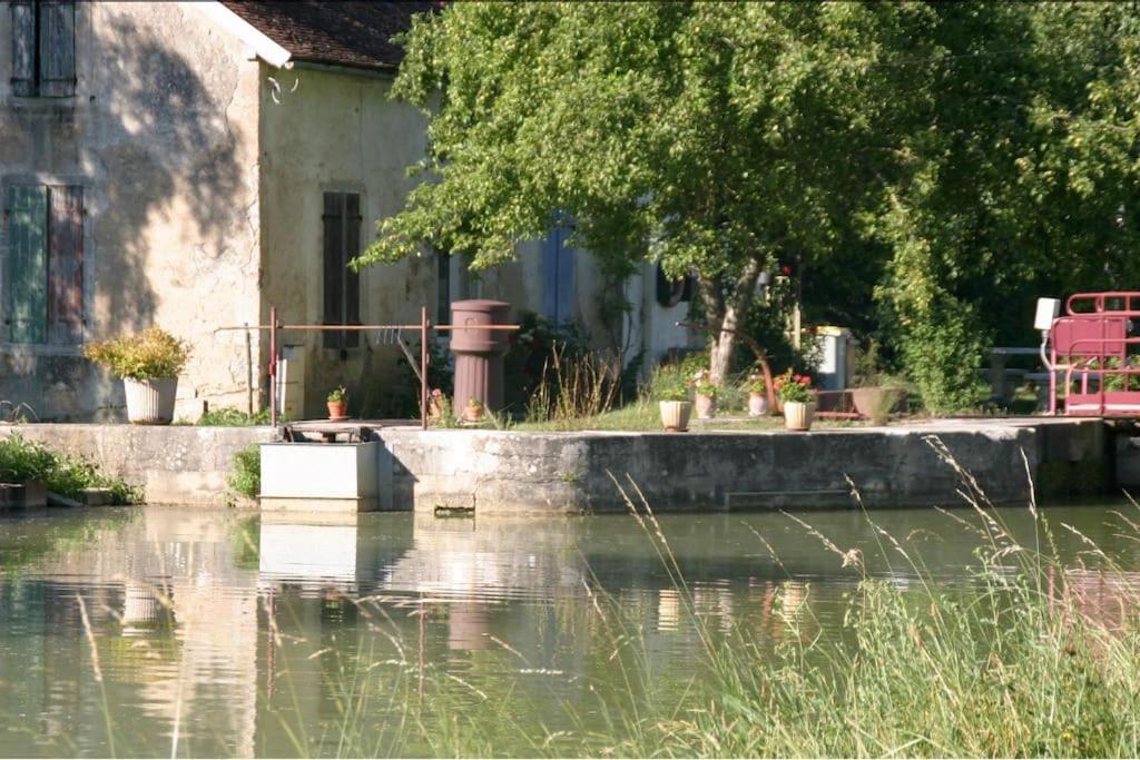 Belle Maison En Bourgogne - Auxois - Morvan Flee  Exteriér fotografie